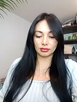 Snapshot of _monicab chatting on June 4, 2026, 3:34 am monicab online show from June 4, 2026, 3:34 am