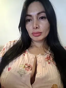 Snapshot of _monicab chatting on June 11, 2026, 1:49 am monicab online show from June 11, 2026, 1:49 am