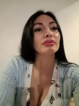 Snapshot of _monicab chatting on July 14, 2026, 1:19 am monicab online show from July 14, 2026, 1:19 am