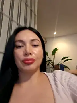 Snapshot of _monicab chatting on July 28, 2026, 3:02 am monicab online show from July 28, 2026, 3:02 am