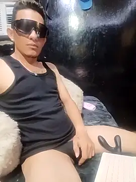 Ale21-345 online show from February 2, 2026, 5:06 am