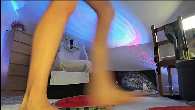 ilucyme online show from February 27, 2025, 9:58 pm