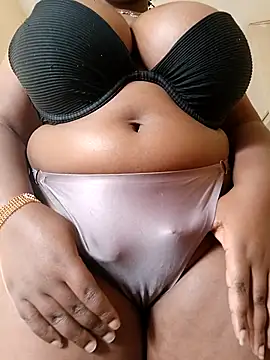 suckmyboobs12  online show from March 1, 2025, 6:13 am