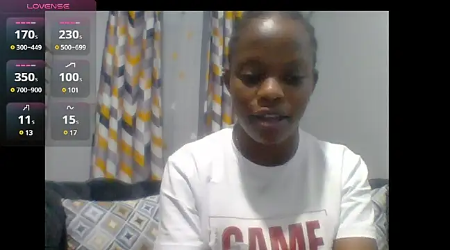 Petite 254 online show from March 17, 2025, 4:33 pm