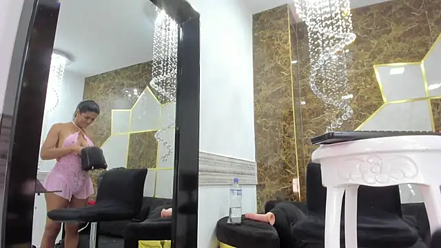 Sweets Hanna online show from April 21, 2026, 9:39 pm