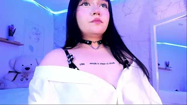 DanielaRuizz online show from January 21, 2025, 9:13 am