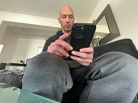 Germankink online show from March 21, 2025, 10:39 am