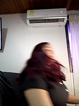 KathyGonzalez online show from January 1, 2025, 4:18 pm