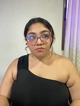 KathyGonzalez online show from September 9, 2025, 8:19 pm