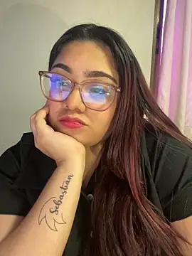 KathyGonzalez online show from September 11, 2025, 10:21 pm