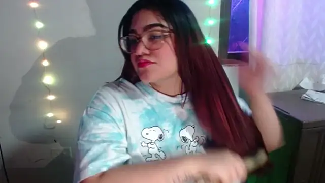 KathyGonzalez online show from November 28, 2025, 4:53 pm