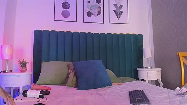 JuliaRose ks online show from March 1, 2025, 3:27 pm