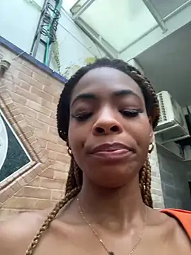 adaraSmiith online show from January 15, 2025, 11:32 am