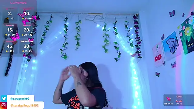 EmilyMeoww online show from December 3, 2025, 2:19 am