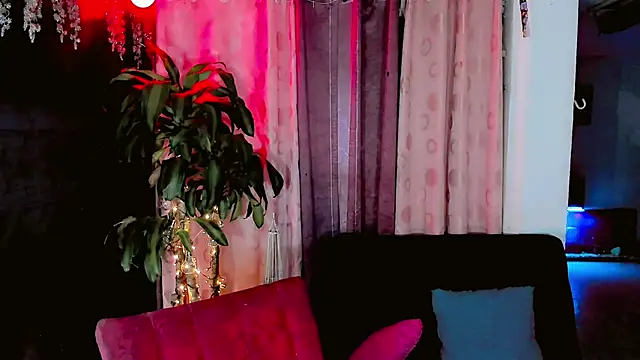 the-horus-girl online show from January 6, 2026, 5:55 am