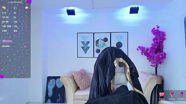 Snapshot of Tamara_slimx chatting on May 9, 2026, 3:45 am Tamara slimx online show from May 9, 2026, 3:45 am