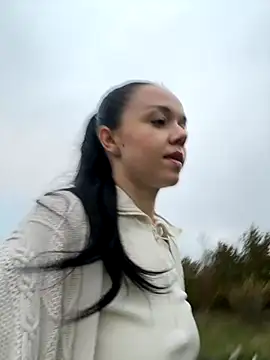 Vanesskaa online show from October 13, 2025, 4:51 pm