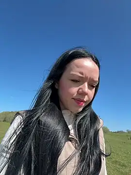 Vanesskaa online show from April 22, 2026, 10:50 am