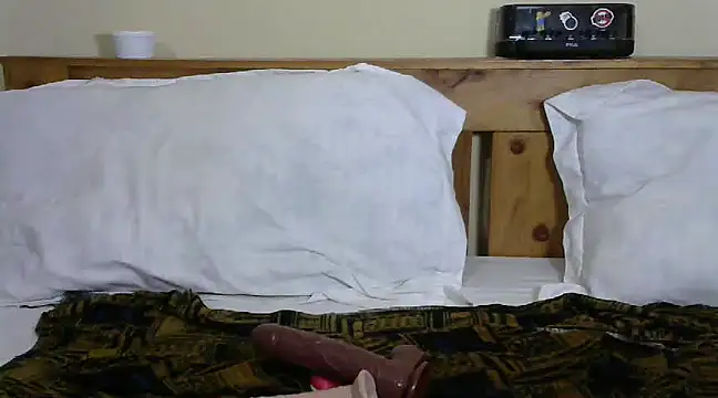 preettys56 online show from March 10, 2025, 4:03 pm