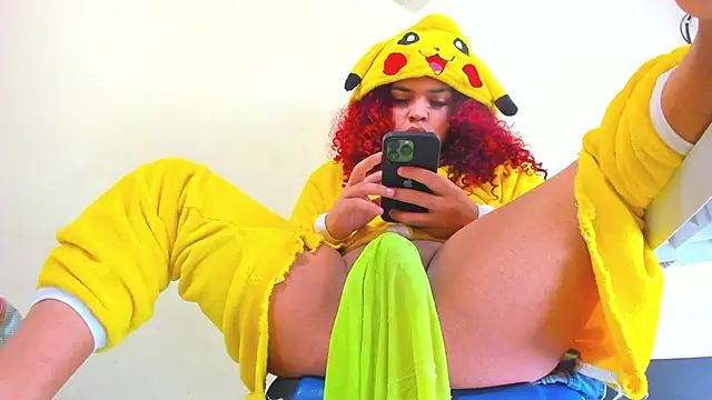 KarineWine online show from October 17, 2025, 2:48 am