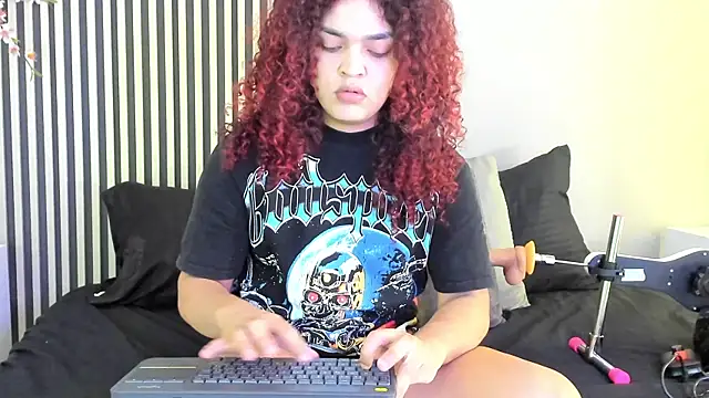 KarineWine online show from July 28, 2026, 3:13 am