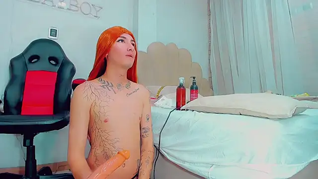 EmilyySaenz online show from March 5, 2025, 10:43 pm