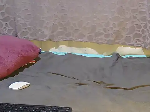 slim girl02 online show from September 23, 2025, 7:39 pm