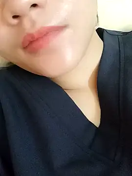  Attractivegirl33 online show from September 30, 2025, 5:01 am