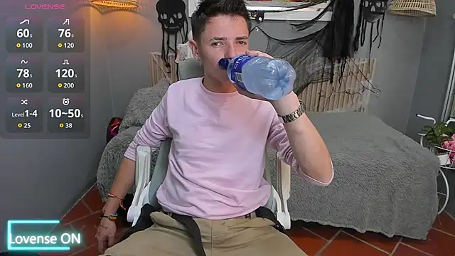 tossetrech online show from October 31, 2025, 3:18 am