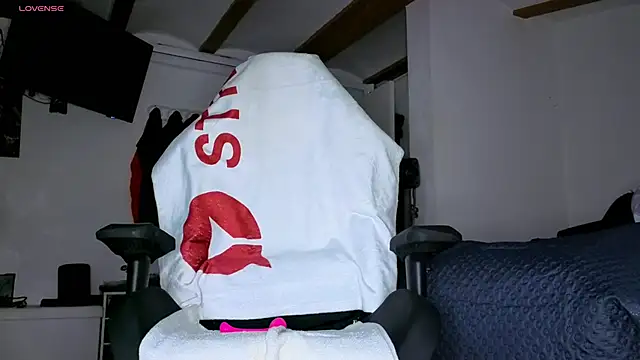 alicantino841 online show from February 21, 2025, 5:46 am