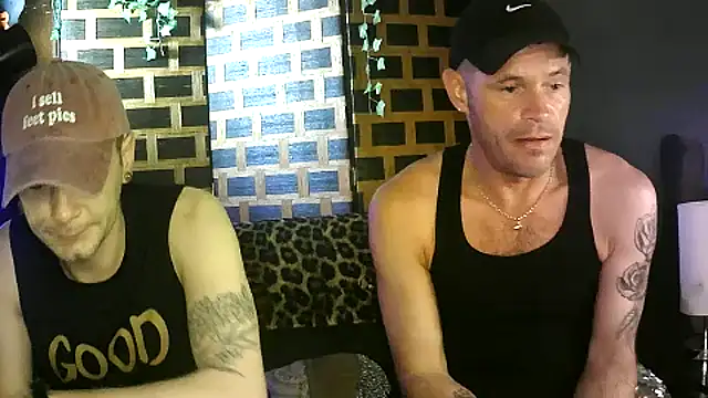 Snapshot of FrankieKentucky chatting on May 16, 2026, 10:47 am FrankieKentucky online show from May 16, 2026, 10:47 am