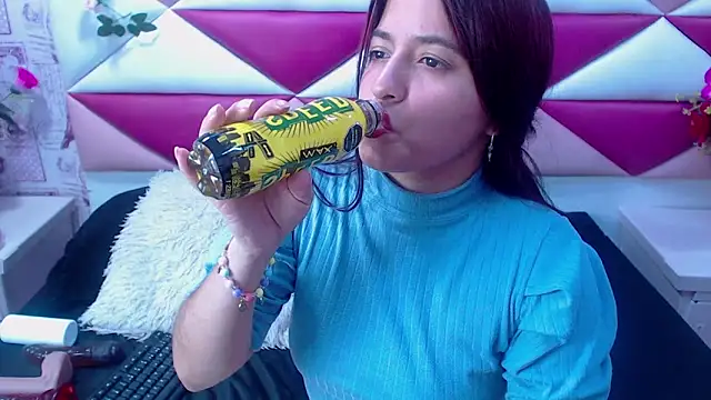 MariaClay online show from February 28, 2025, 4:20 pm