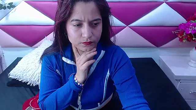 MariaClay online show from March 7, 2025, 11:29 am