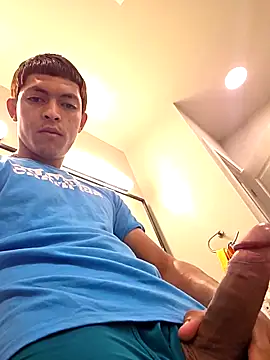 Yoko0381 online show from November 4, 2025, 7:18 am