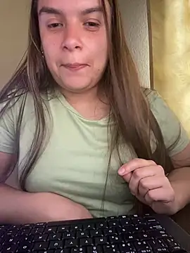 Snapshot of Nathaly00_ chatting on February 12, 2026, 10:38 pm Nathaly00 online show from February 12, 2026, 10:38 pm