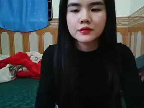 Yin-girl online show from January 7, 2025, 11:58 am