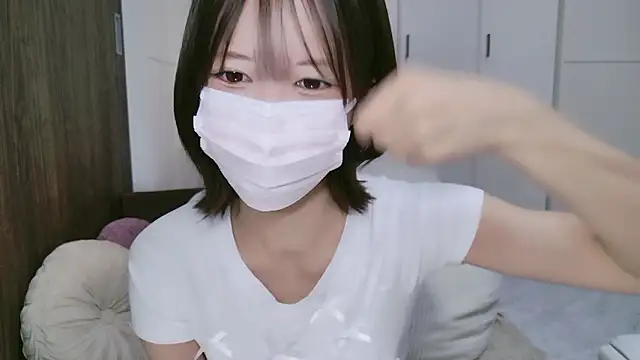 TsukasaSakai online show from November 16, 2025, 7:36 am