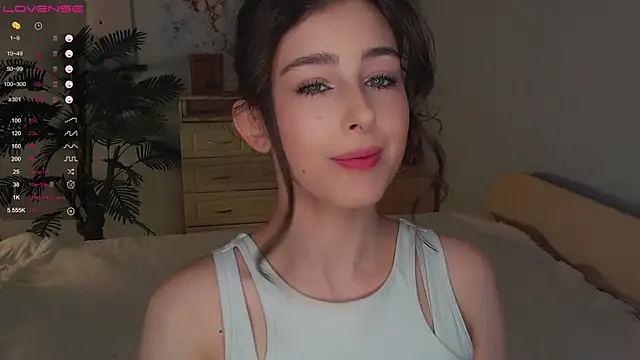 cosmosbaby online show from October 31, 2025, 4:41 pm