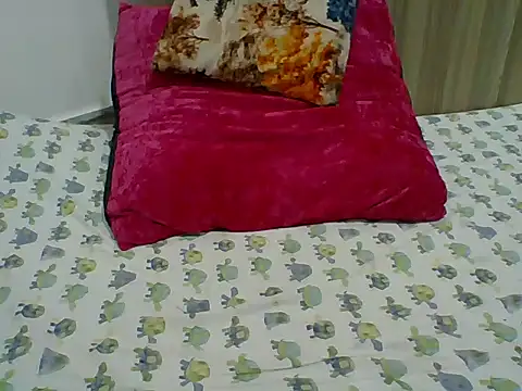 PrettyPrincess14 online show from October 10, 2025, 1:26 am