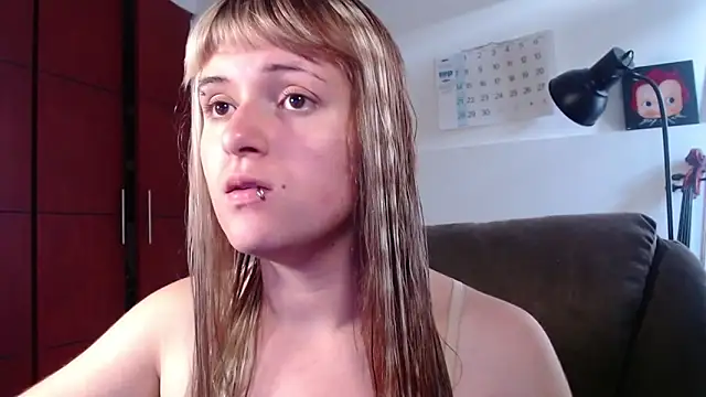 NEXT DOOR GIRL  online show from September 20, 2025, 10:11 pm