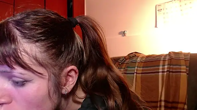 NEXT DOOR GIRL  online show from October 15, 2025, 11:38 pm