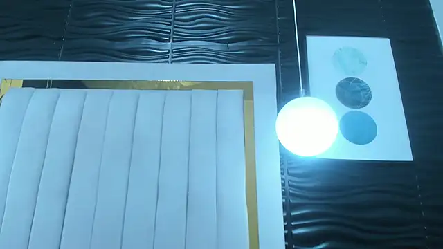 Snapshot of Briyit_Doll chatting on January 25, 2025, 3:19 am Briyit Doll online show from January 25, 2025, 3:19 am