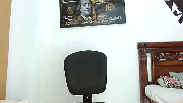 Yeiko Park2 online show from April 23, 2026, 3:36 pm