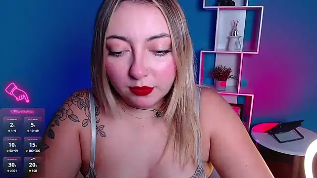 miaawild online show from December 3, 2024, 8:17 pm