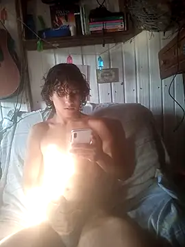 pedrodavid  online show from April 10, 2026, 8:57 pm