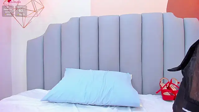 ThailyCherry online show from January 18, 2025, 10:49 pm