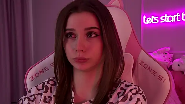 DianaVert online show from February 18, 2025, 3:31 am