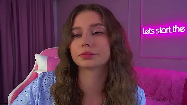 DianaVert online show from November 13, 2025, 6:40 pm