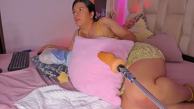 brendaruiz online show from March 18, 2025, 2:26 pm