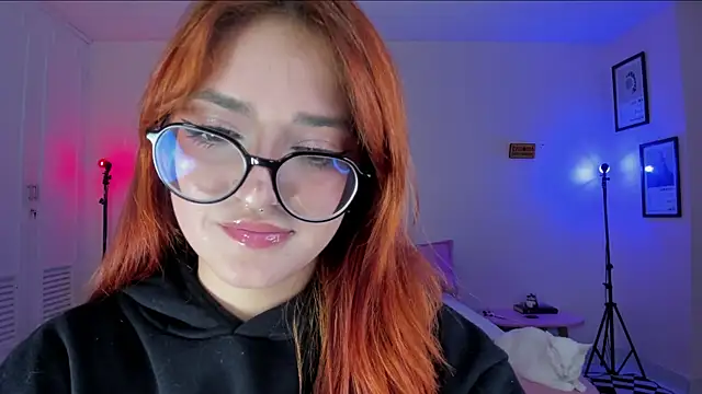 SweetJennaa online show from January 19, 2025, 8:18 am